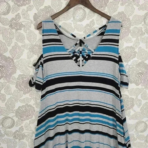 Lane Bryant Womens Striped Cold Shoulder Maxi Dress 14/16 Cuto out Sleeveless - Picture 4 of 9